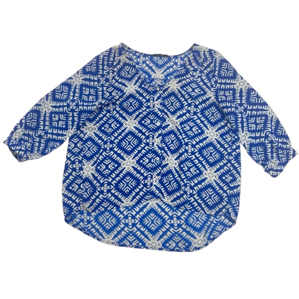 Olivaceous blue tie dye geometric high low top blouse. Size medium
